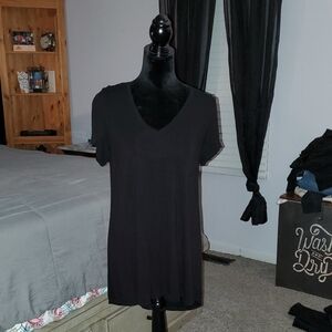 💥5/$50 Fitted Black Short Sleeve Tee